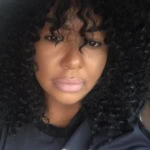 Meet your Posher, Sharitta